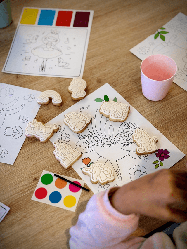 Coffret dinosaures à colorier